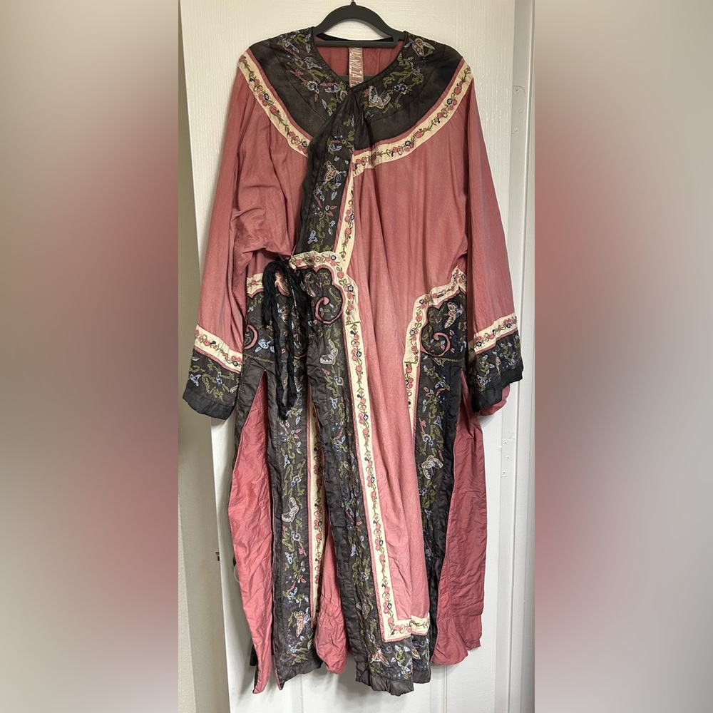 Magnolia Pearl Cotton/Silk Distressed Miggy Oriental Coat Robe Faded Beet Color